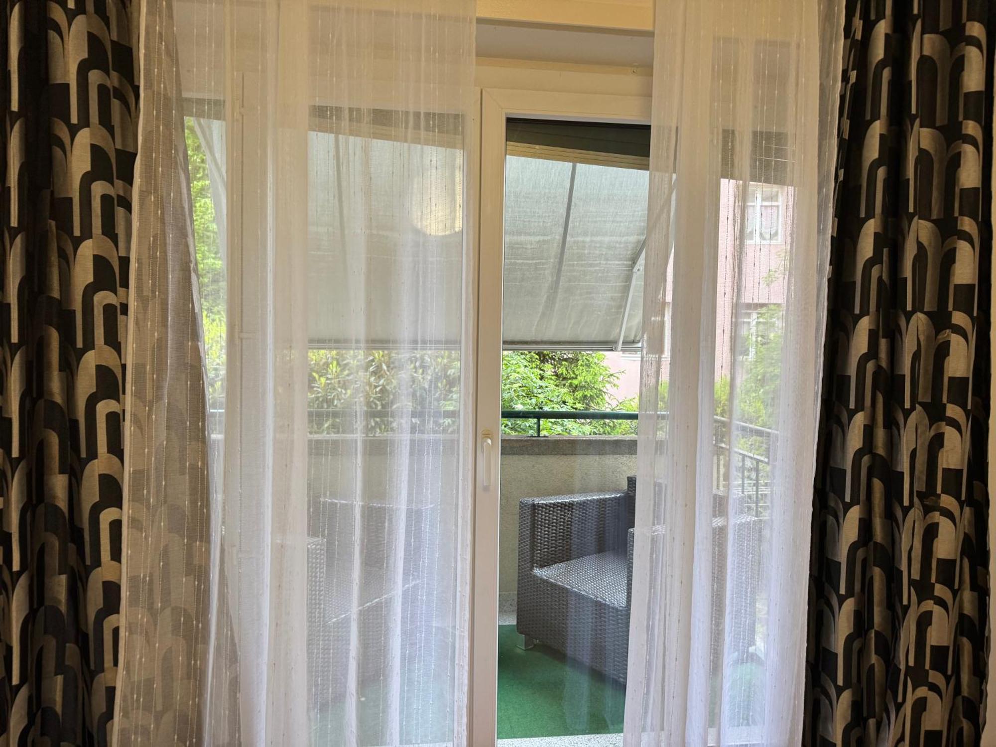 Apartahotel Confort لوزان المظهر الخارجي الصورة